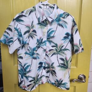 Vacation palm tree button down